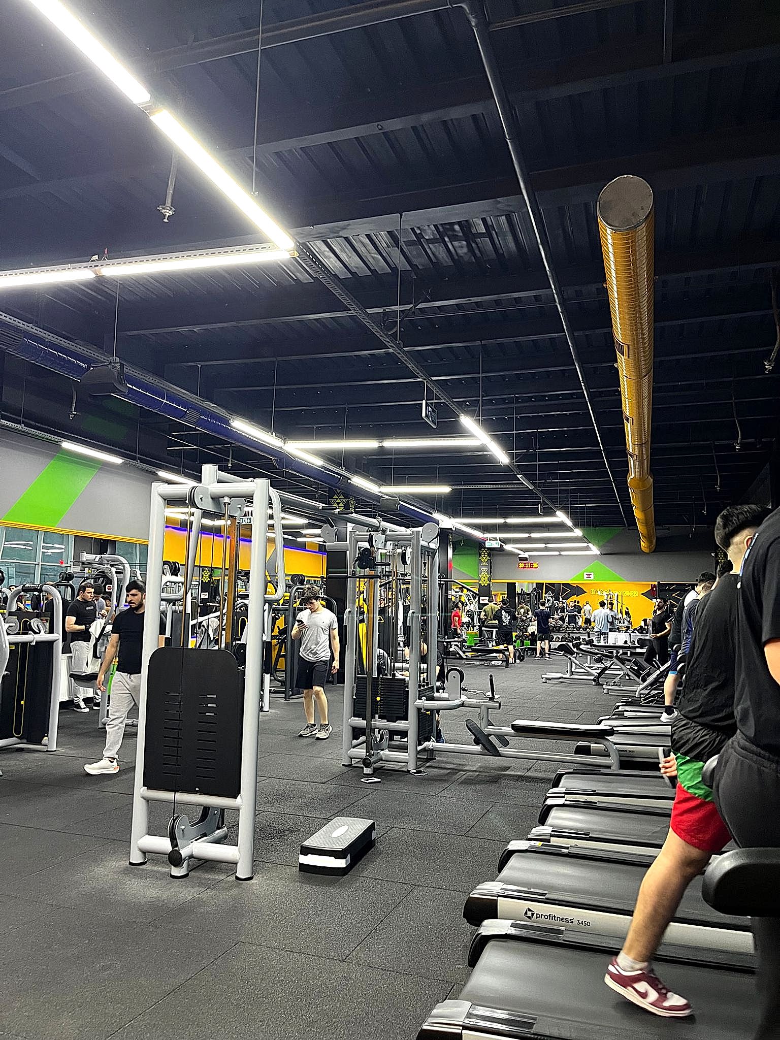 Sultangazi fitness body building